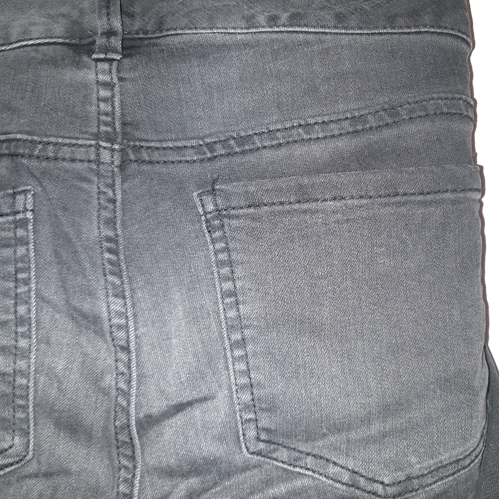 Torrid size 14R Dead of night Jeggings